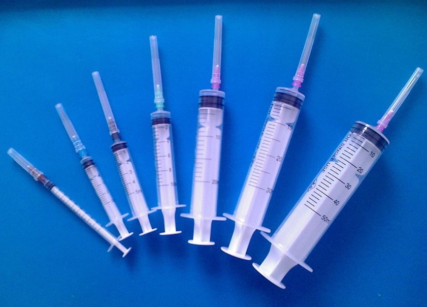 基于BP神经网络的注射器针头缺陷检测方法